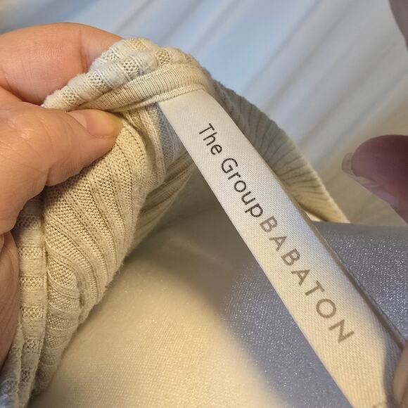 Artizia The Group Babaton Beige Tan Long‎ Sleeve Ribbed V-Neck Sweater Size 1/S - Picture 7 of 7